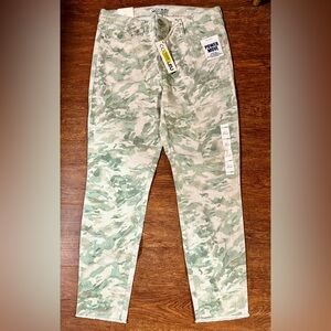NWT Code Bleu Jeans Women’s Wonderland Skinny Ankle Crop Green Camo Denim Sz 12